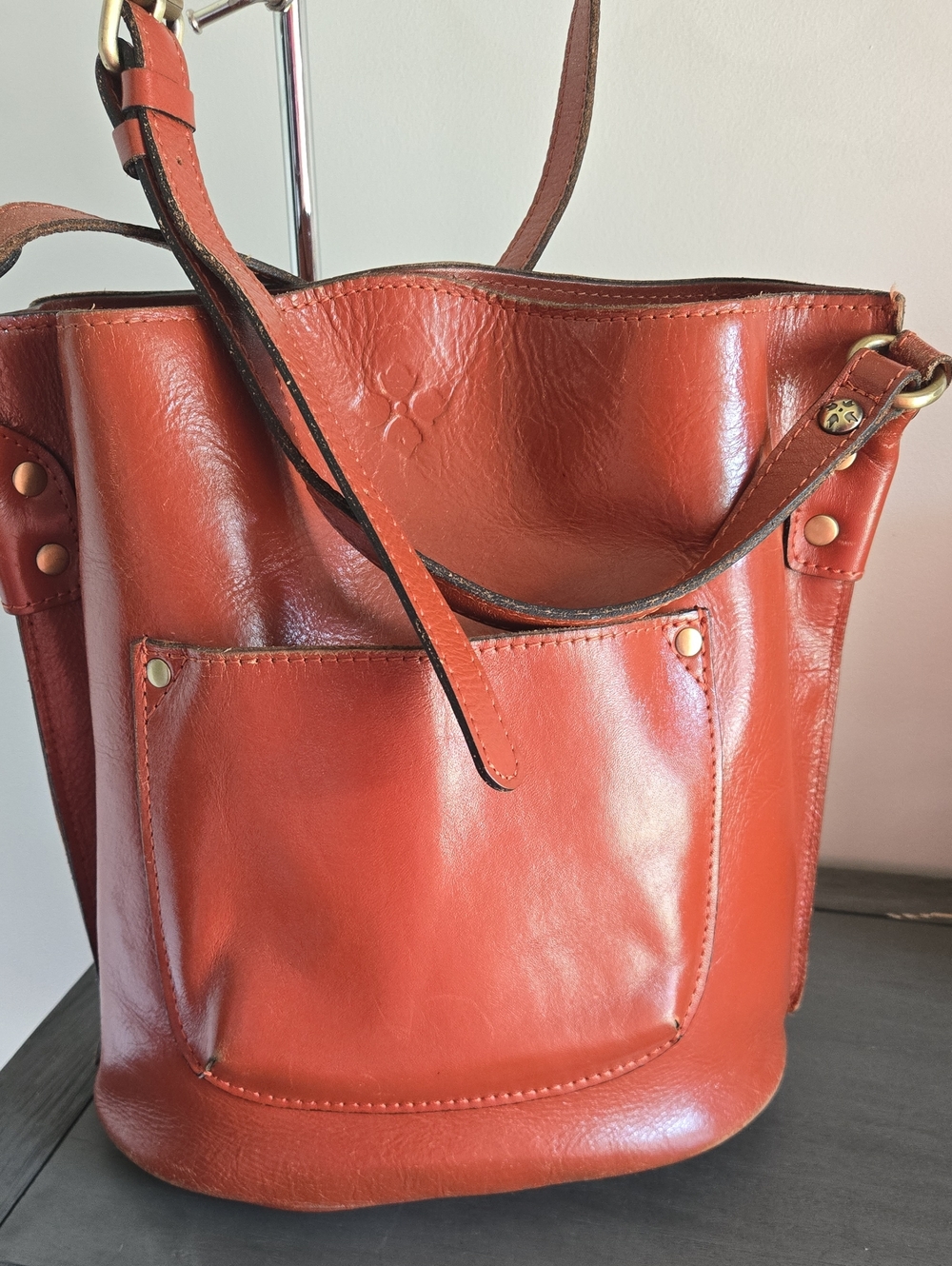 Patricia Nash Lavello Leather Bucket Bag - Rust Brown/Gold Lining - Picture 4 of 13